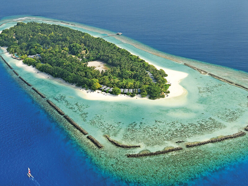 Royal Island Resort & Spa