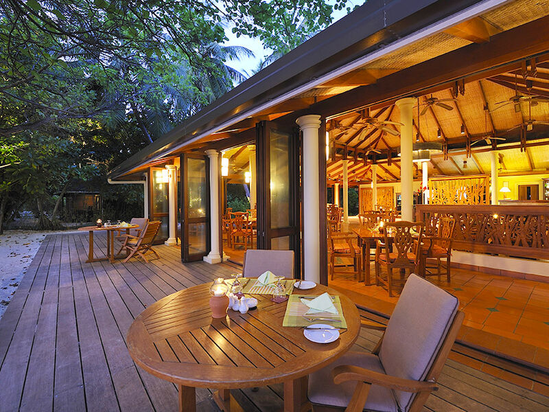 Royal Island Resort & Spa