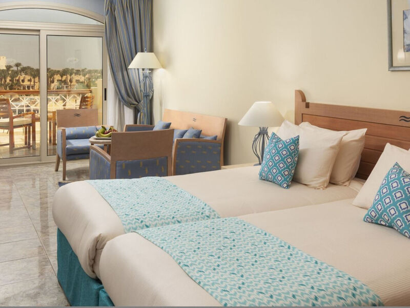 Royal Lagoons Aqua Park Resort & Spa