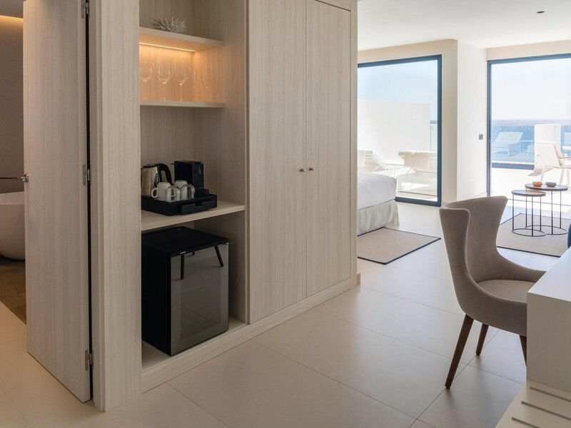 Royal Marina Suites Boutique