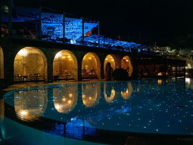Myconian Royal Resort