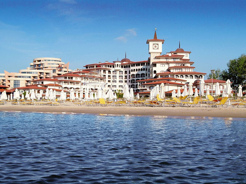 Royal Helena Sands
