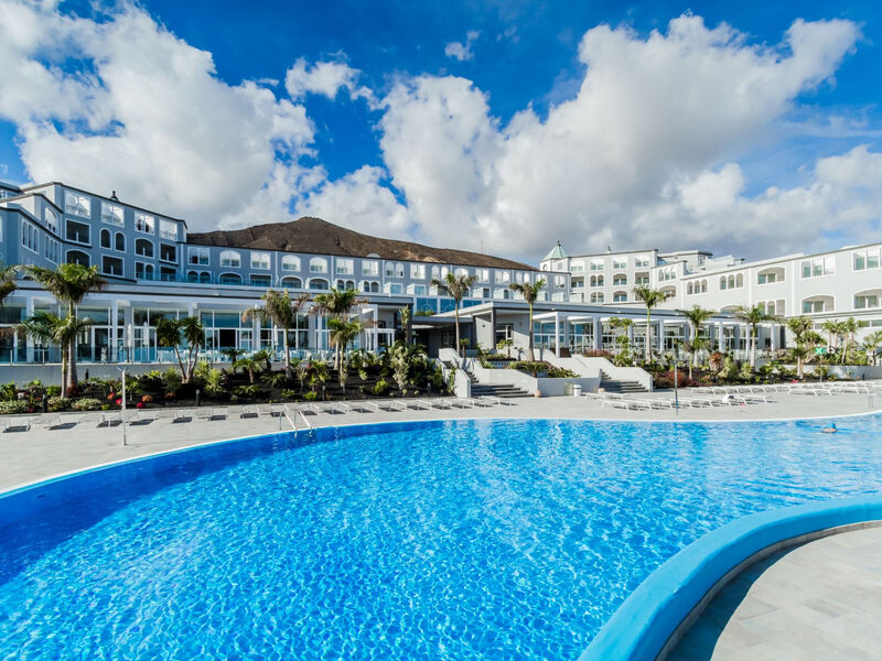 Royal Palm Resort & Spa