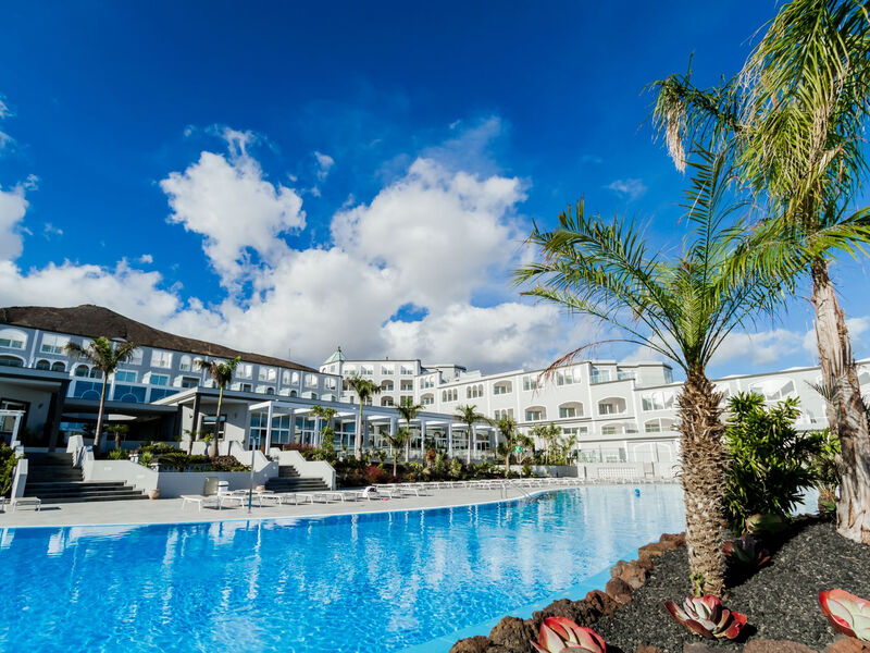 Royal Palm Resort & Spa