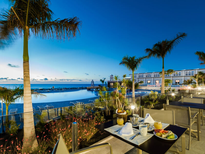 Royal Palm Resort & Spa