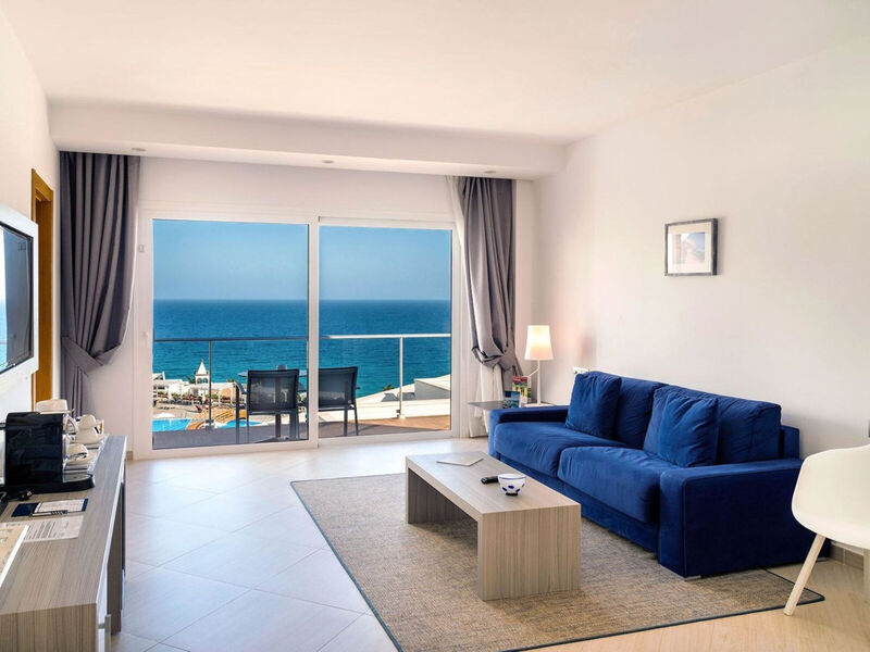 Royal Palm Resort & Spa
