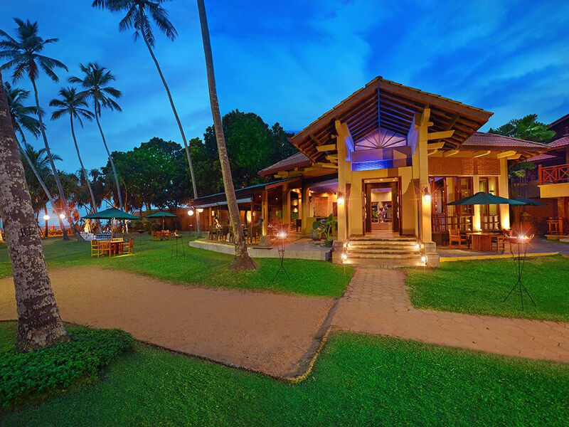 Royal Palms Beach