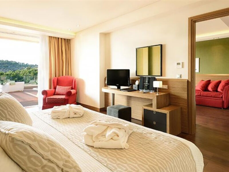 Royal Paradise Beach Resort & Spa