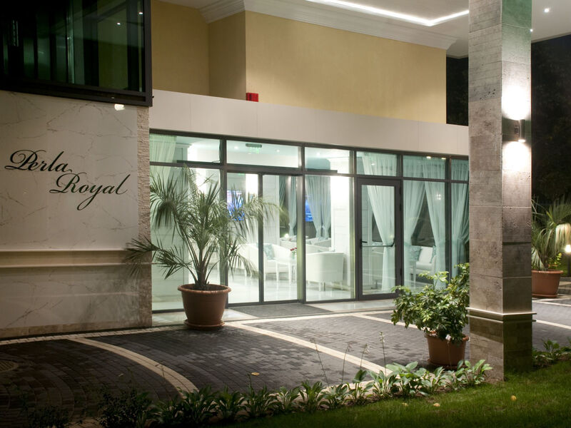 Royal Perla