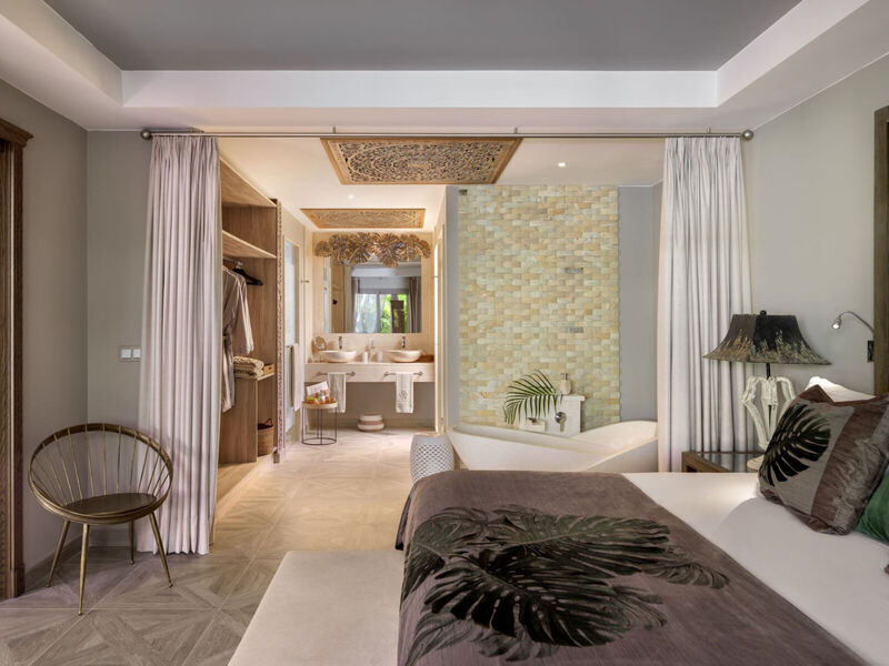 Royal River Luxury