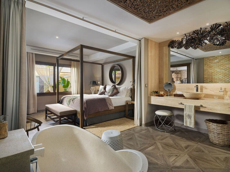 Royal River Luxury