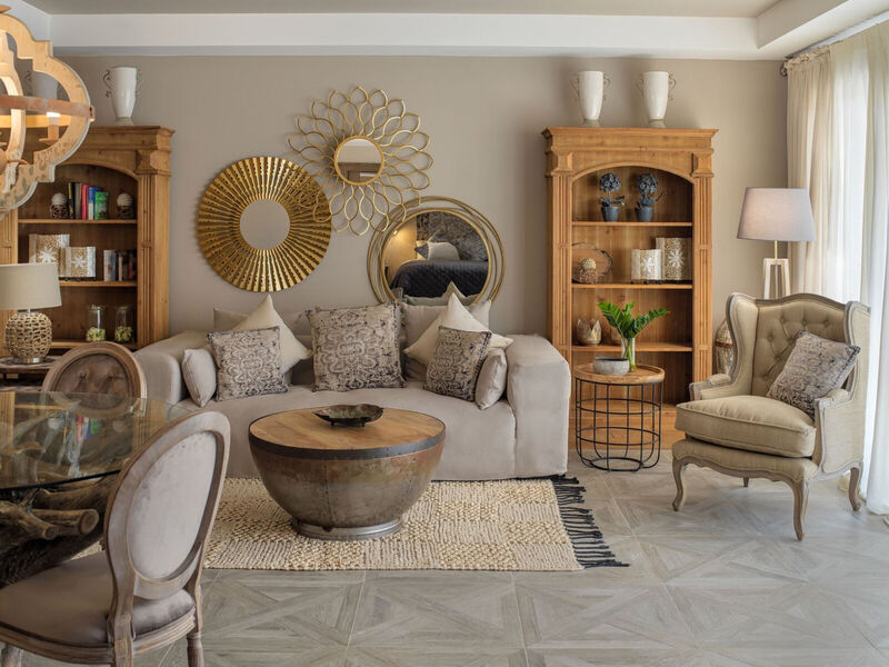 Royal River Luxury