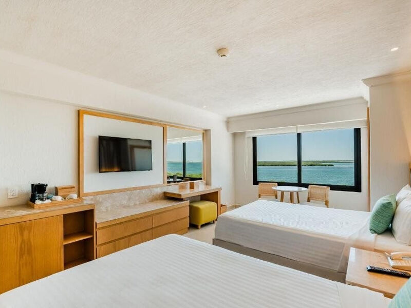 Royal Solaris Cancun Resort