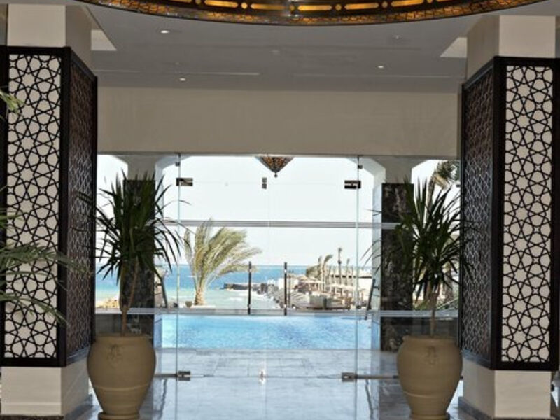 Royal Star Resort