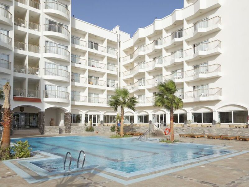 Royal Star Resort