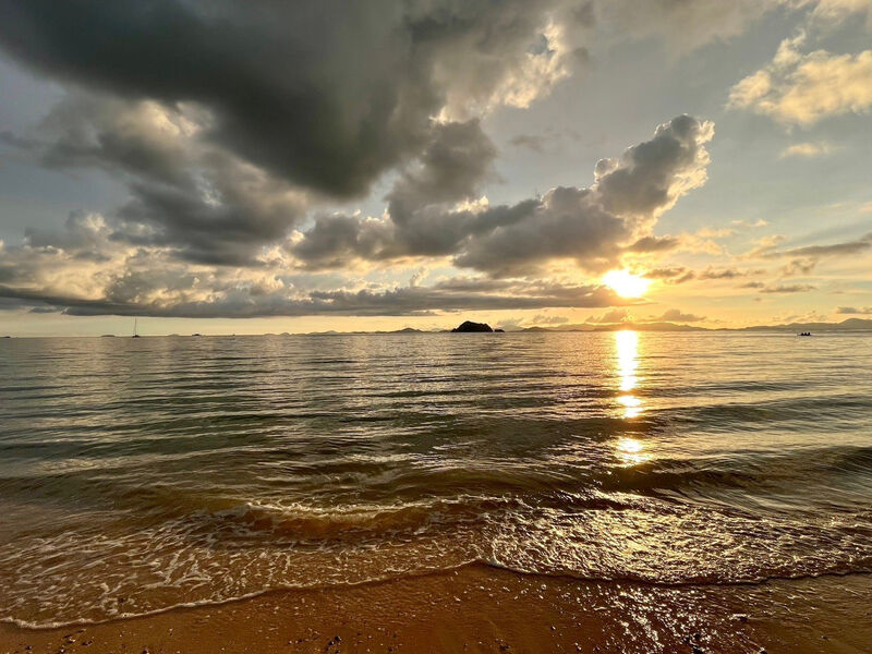 Royal Yao Yai Island Beach Resort