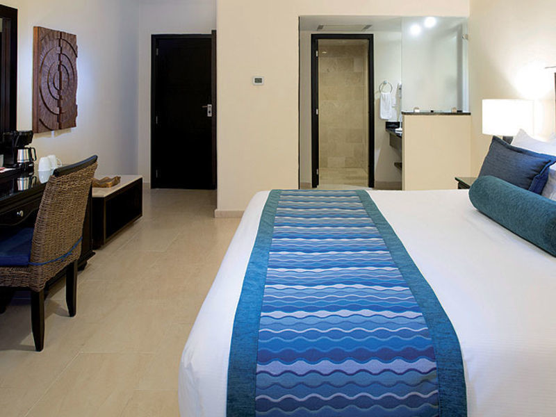 Royalton Punta Cana & Memories Splash