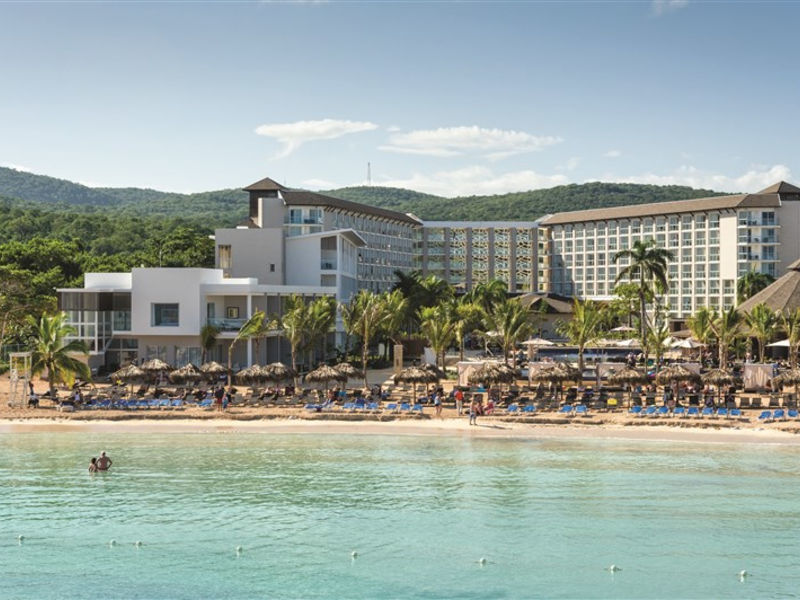 Royalton White Sands