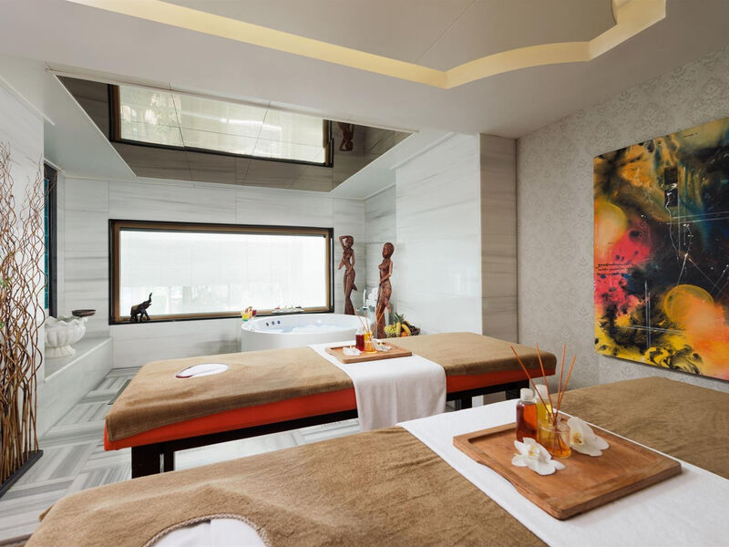 Rubi Platinum Spa Resort & Suites