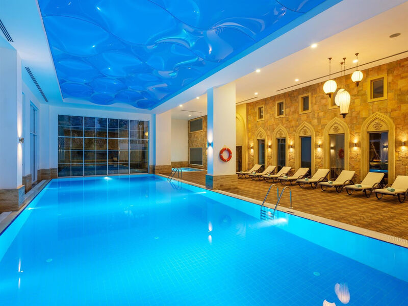 Rubi Platinum Spa Resort & Suites