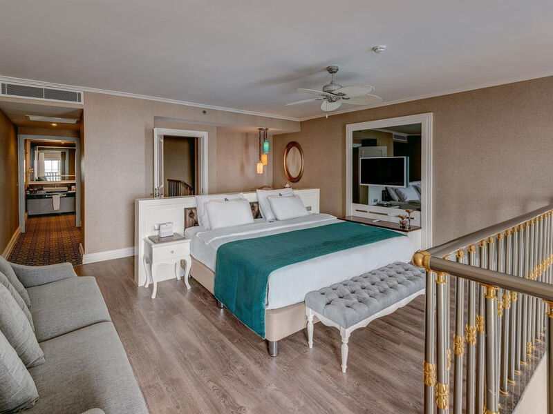 Rubi Platinum Spa Resort & Suites