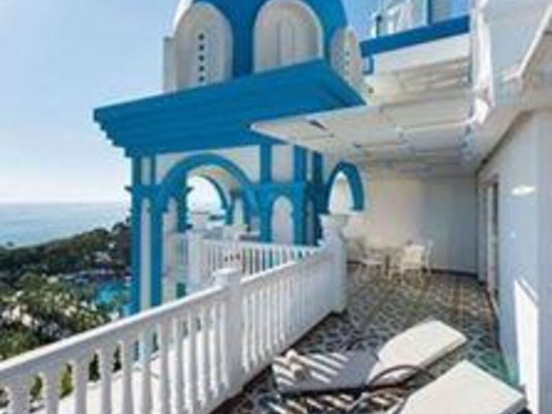 Rubi Platinum Spa Resort & Suites
