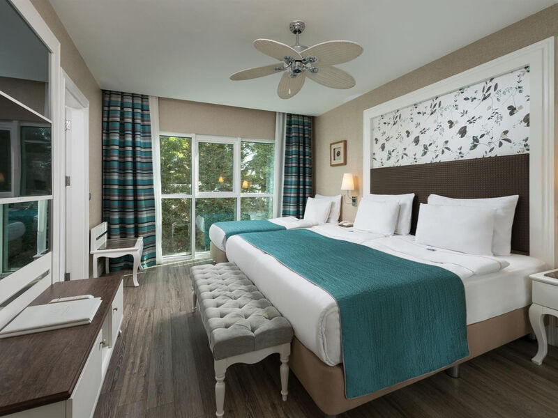 Rubi Platinum Spa Resort & Suites