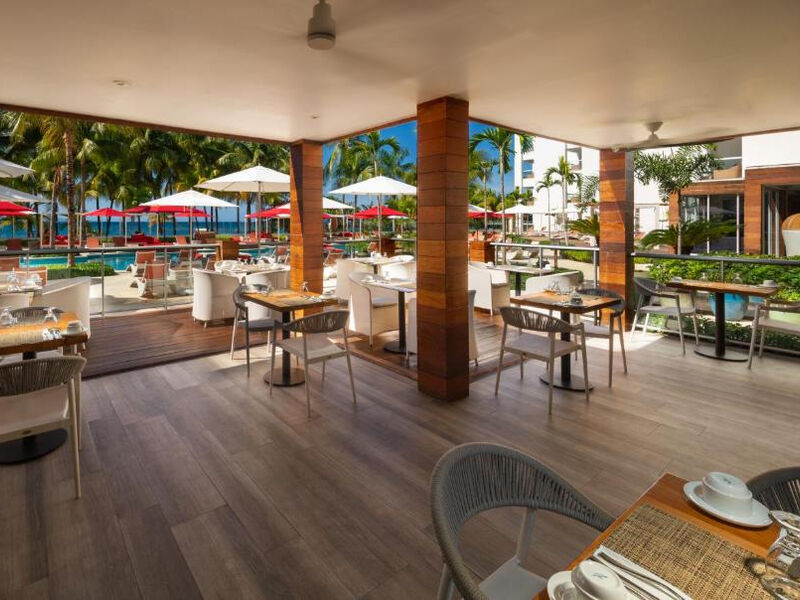 S Hotel Jamaica