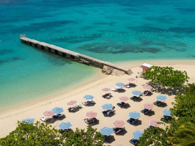 S Hotel Jamaica
