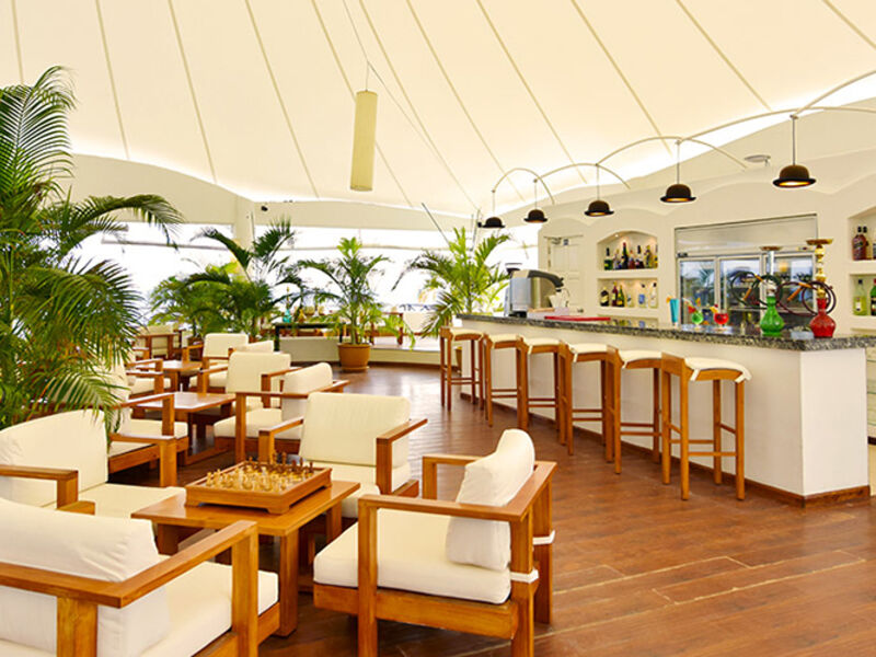 Safari Island Resort & Spa