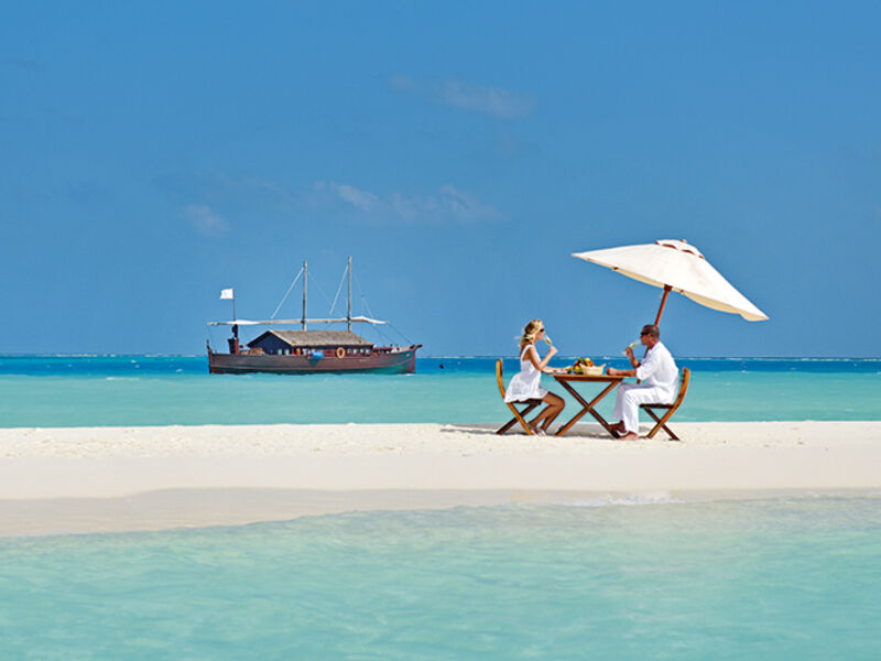 Safari Island Resort & Spa