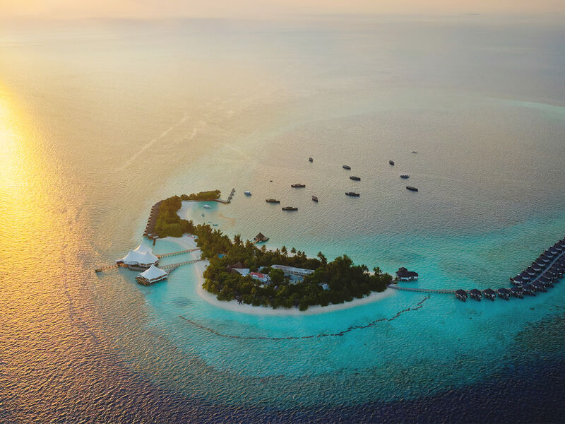 Safari Island Resort & Spa