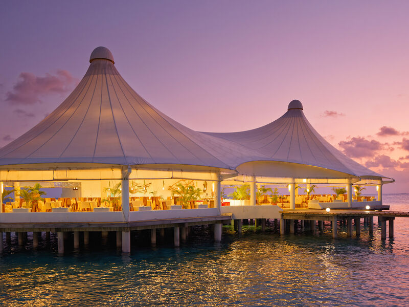 Safari Island Resort & Spa