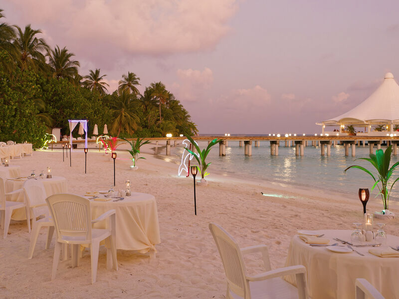 Safari Island Resort & Spa