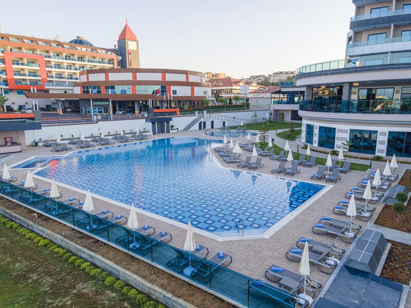 Sailors Beach Club
