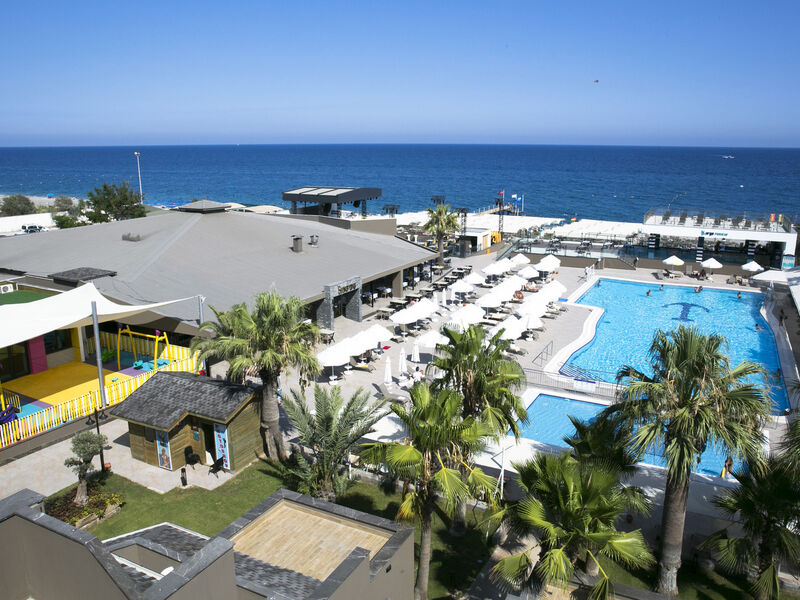 Sailor'S Beach Club