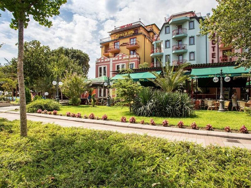 Saint George Hotel & Spa