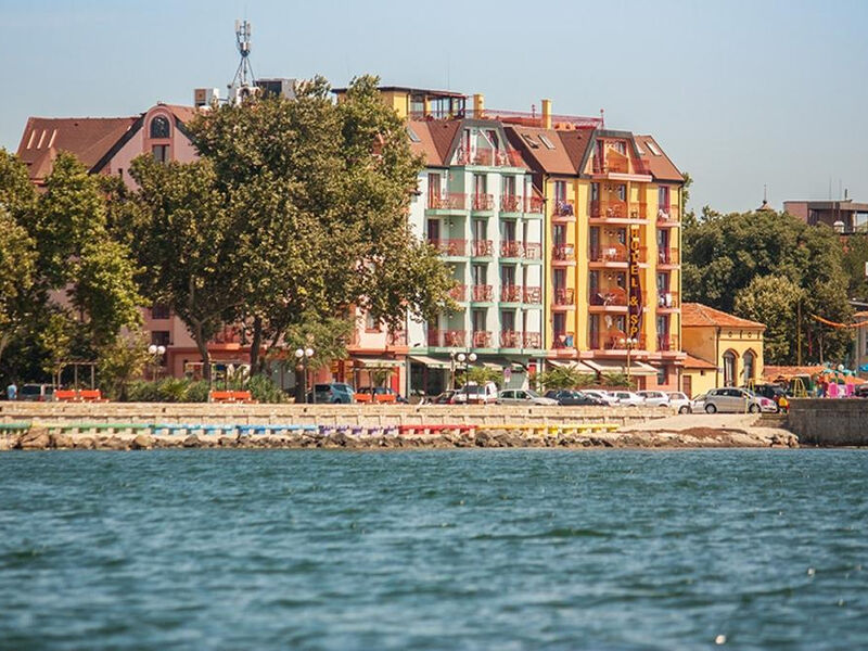Saint George Hotel & Spa