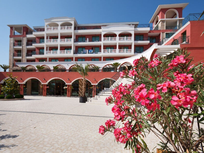 Saint George Palace Resort & Spa