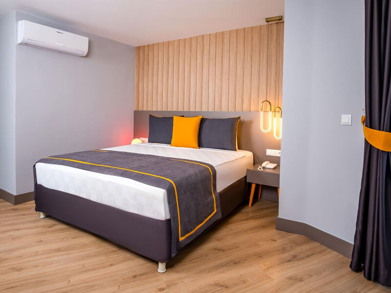 Saint Star Hotel Adult Only +18