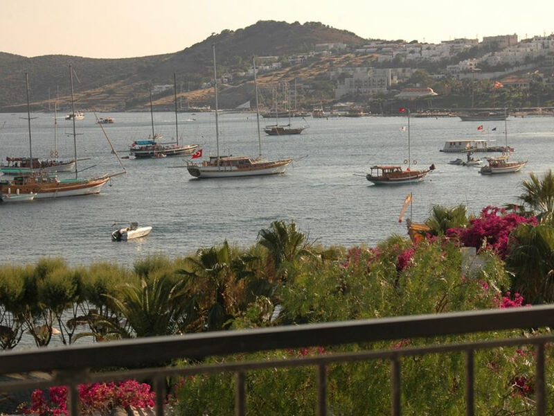 Sami Beach Hotel