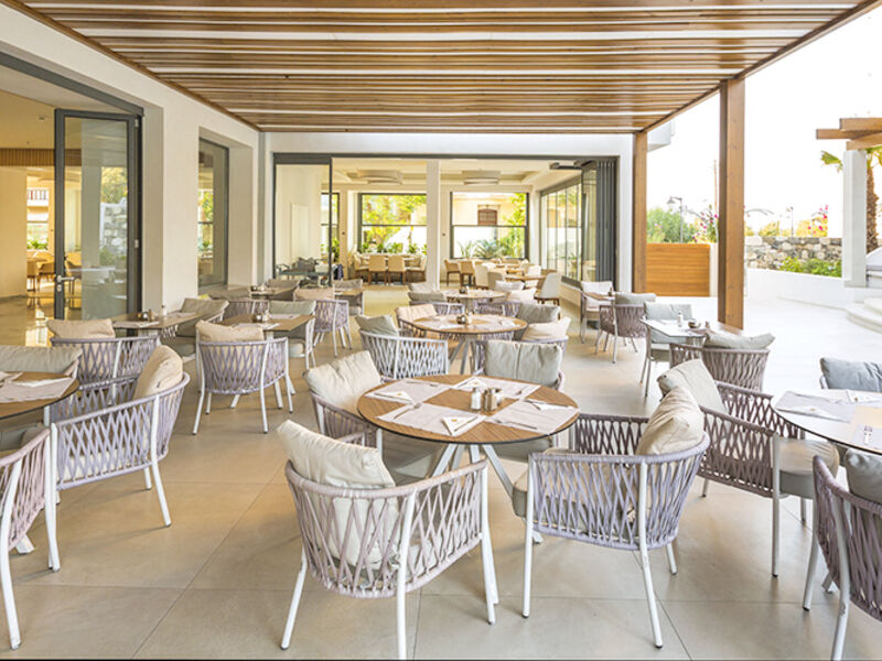 Samian Mare Suites & Spa