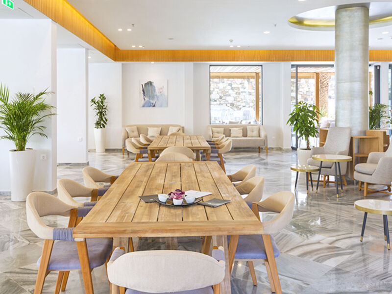 Samian Mare Suites & Spa