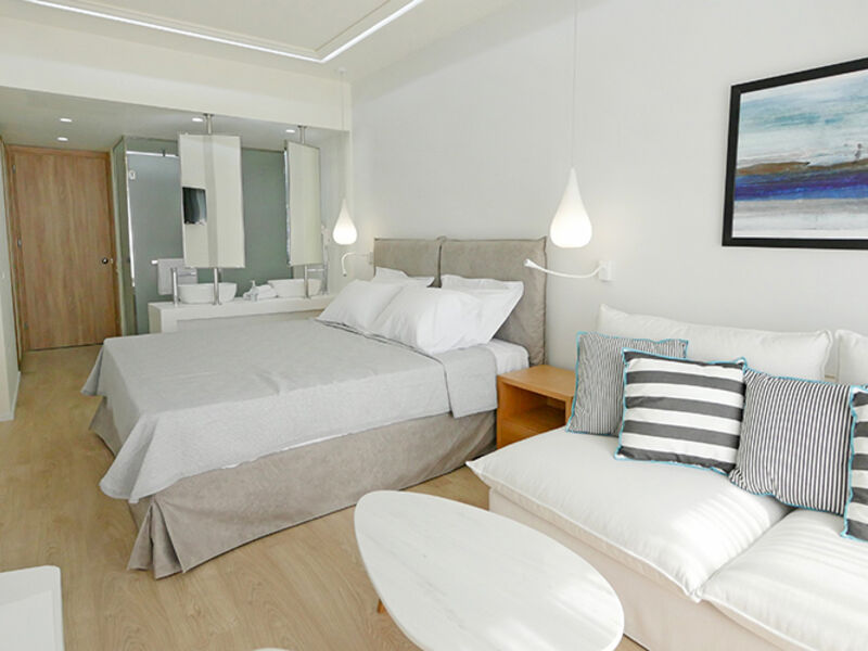 Samian Mare Suites & Spa