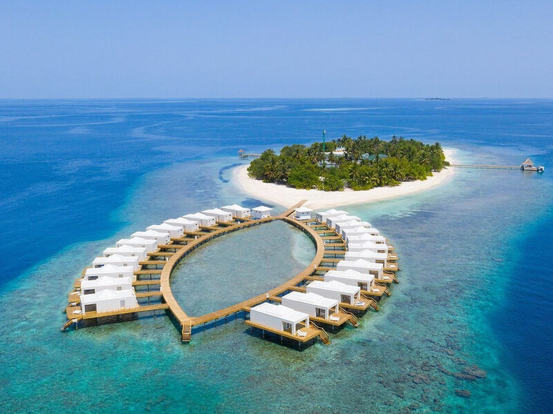 Sandies Bathala Island Resort