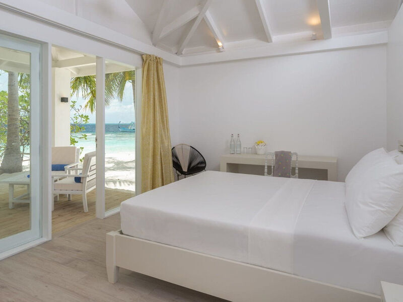 Sandies Bathala Island Resort