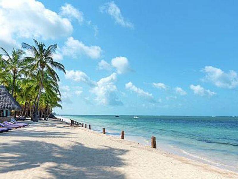 Sandies Tropical Village Resort