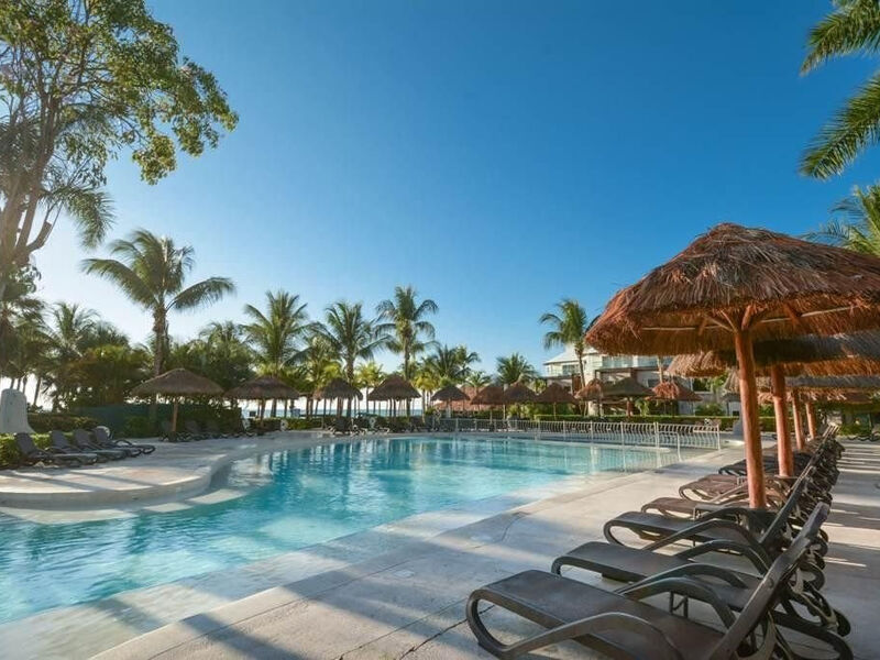 Sandos Caracol Eco Resort