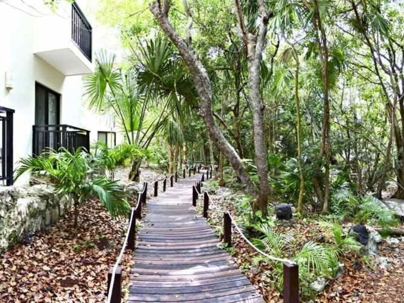 Sandos Caracol Eco Resort