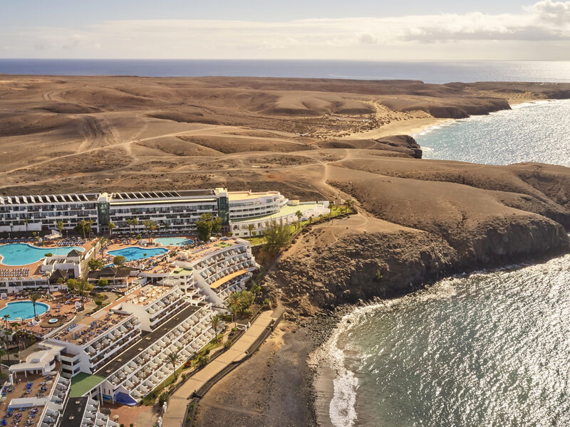 Sandos Papagayo Beach Resort